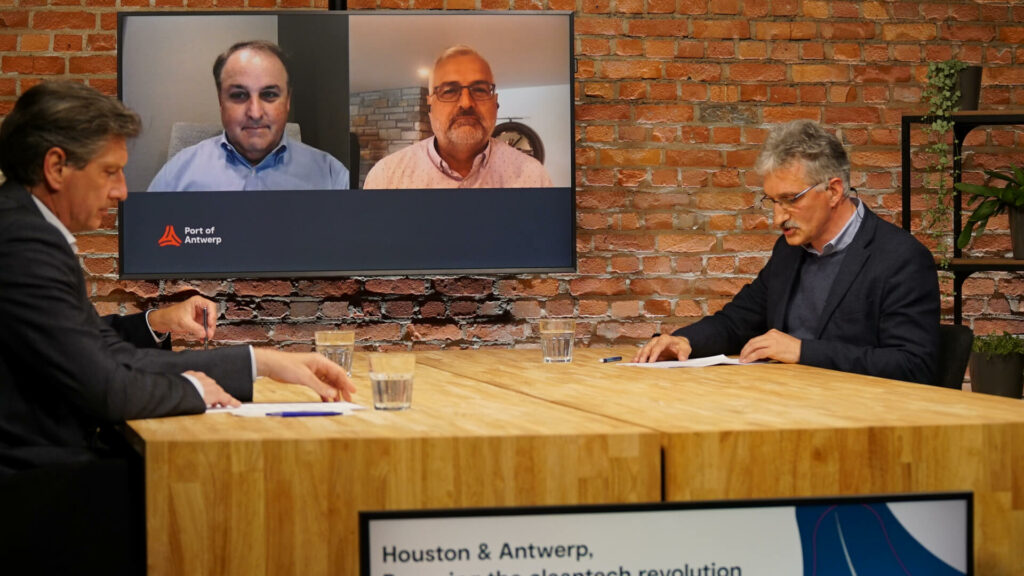 WebinarStudio-Studio1-BTS-PortOfAntwerp-Tafel