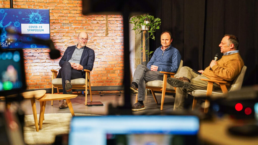WebinarStudio-Studio1-BTS-UAntwerpen-Covid19-Sofa